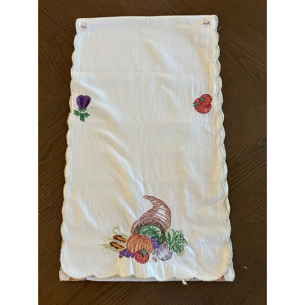 Vintage Embroidered Harvest Cornucopia Table Runner Scalloped Edge White 88x12